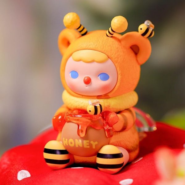 POP MART Pucky Honey Bear Baby 100% Figurine - Image 3