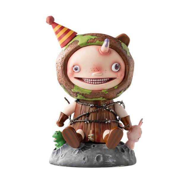 POP MART Hirono x Polar Symbiosis 100% Figurine - Image 2