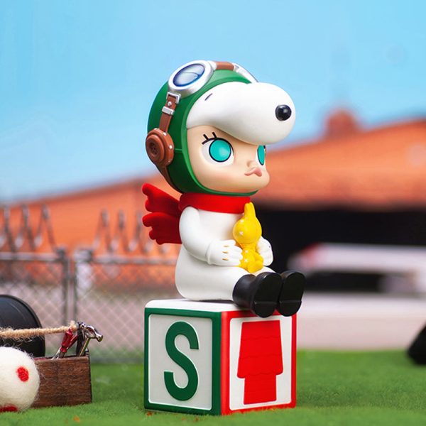 POP MART MOLLY x Snoopy 200% Figurine - Image 2