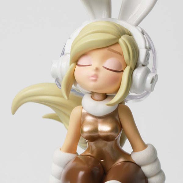 POP MART COOLABO rabbiTT WINTER Limited-edition Figurine - Image 3
