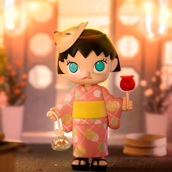 POP MART Molly x Chibi Maruko-chan 200% Figurine - Image 3