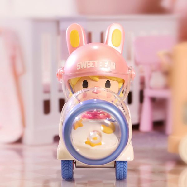 POP MART Sweet Bean Bottle Car 200% Figurine - Image 3