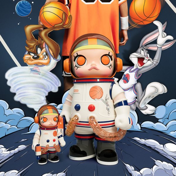 POP MART MEGA Space Molly 400% Space Jam - Image 3