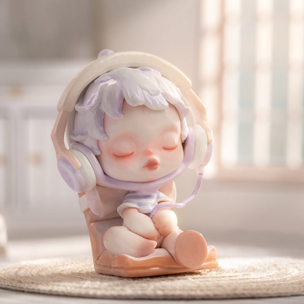 POP MART SKULLPANDA The Warmth Series Blind Box - Image 5