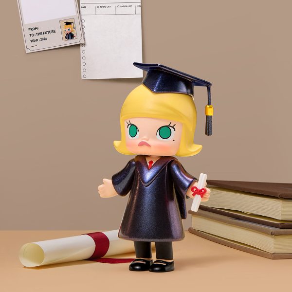 POP MART MOLLY Happy Graduation 100% Figurine - Image 3