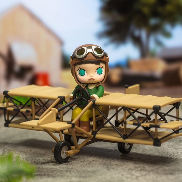 POP MART MOLLY Feng Ru 200% Figurine - Image 3
