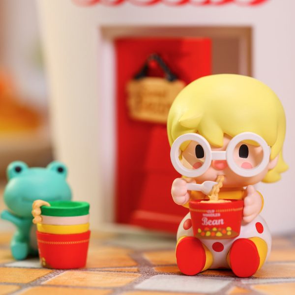 POP MART Sweet Bean Cup Noodles House 200% Figurine - Image 2