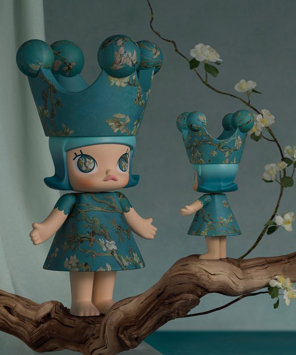 POP MART MEGA Royal Molly 400% Van Gogh Museum Almond Blossom - Image 3