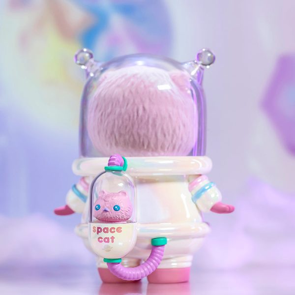 POP MART Pucky Space Cat Astronaut 200% Figurine - Image 3