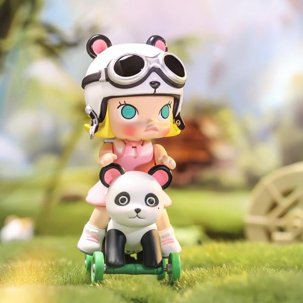 POP MART MOLLY Panda 100% Figurine - Image 3