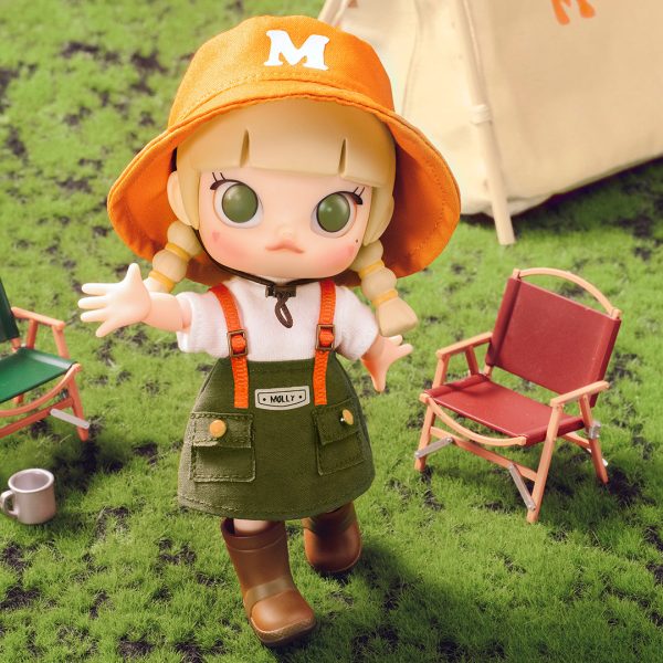 POP MART Molly Go Camping BJD Action Figure - Image 4