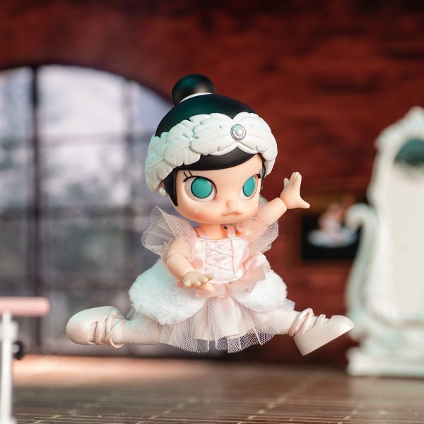 POP MART Molly Ballet Dancer BJD Action Figure Doll - Image 4