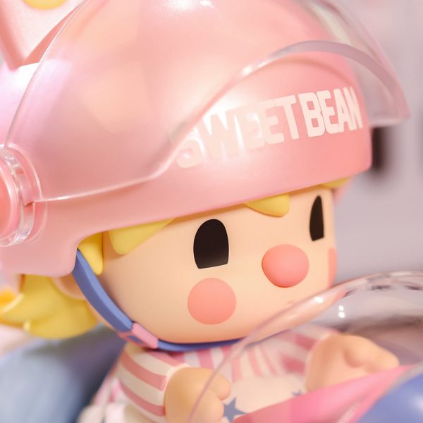 POP MART Sweet Bean Bottle Car 200% Figurine - Image 5