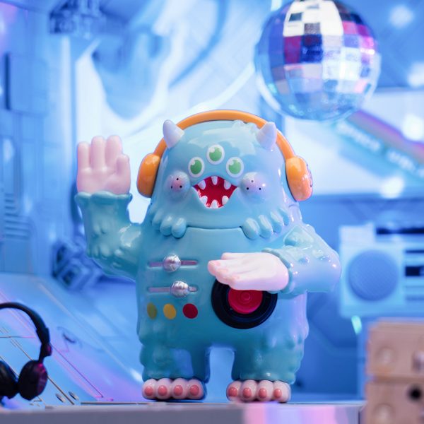 POP MART 009 Space Walker Space Concert Series Blind Box - Image 13