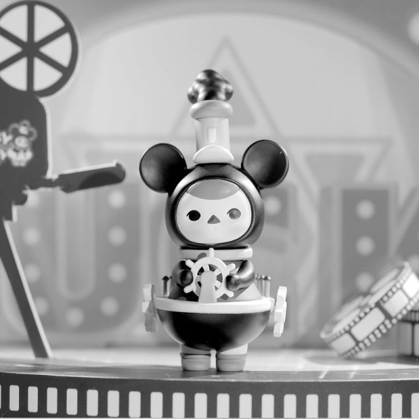 POP MART Pucky Mickey Family Series Blind Box - Image 13