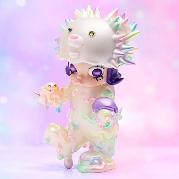 POP MART Molly x Instinctoy Inc EROSION MOLLY COSTUME 400% Collectible Figure - Image 3